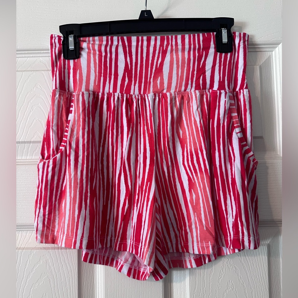 Tart Red striped comfy short
